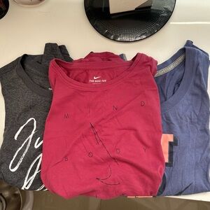 Nike Women’s Workout Sleeveless Tees Set of 3 Size Large